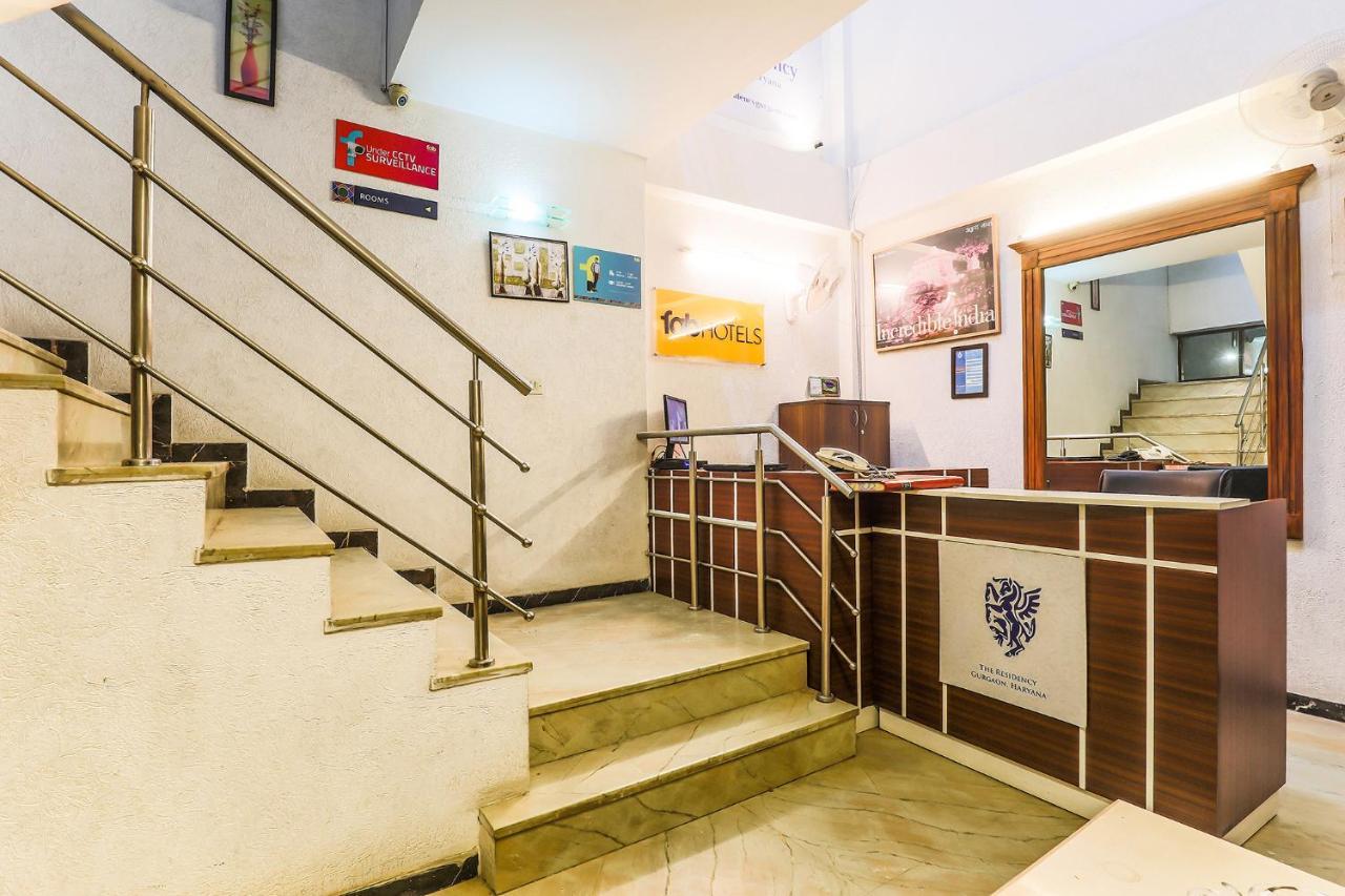 Fabhotel The Residency Dlf Galleria Gurgaon Esterno foto