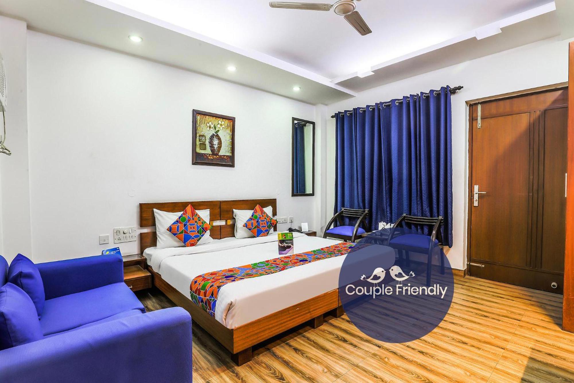 Fabhotel The Residency Dlf Galleria Gurgaon Esterno foto